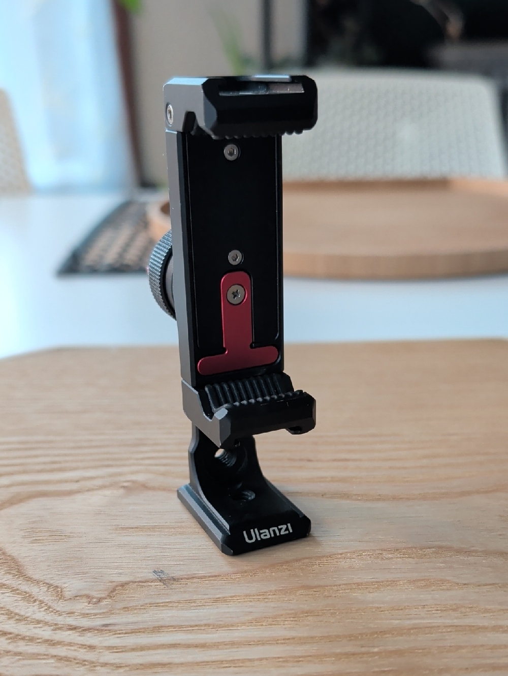 Black & Red Adjustable Smartphone Holder Mount